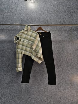 MEN'S HEAVY CHECK SHIRT AND JEANS COMBO